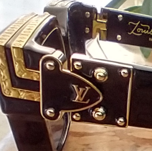 Louis Vuitton 1.1 Millionaire Sunglasses - Picture 13 of 16